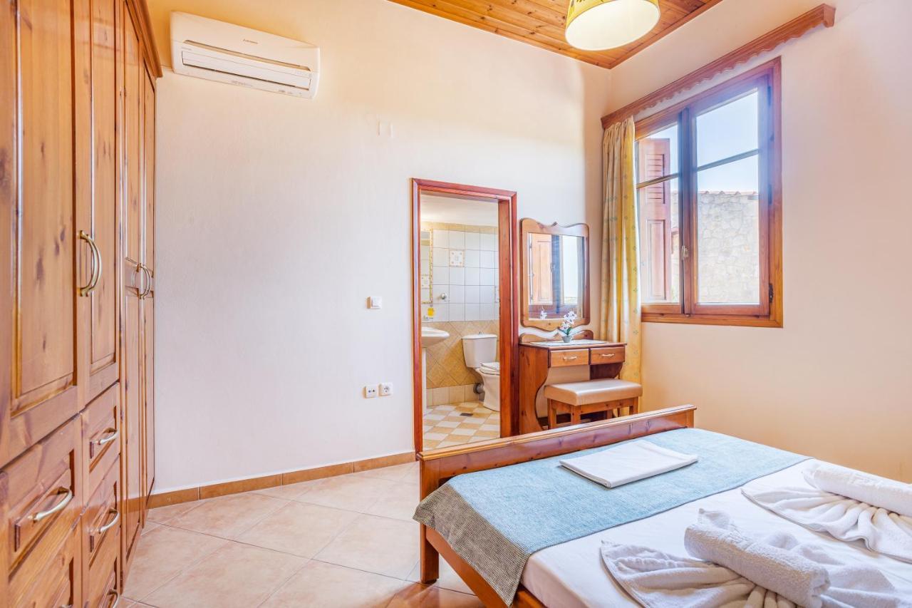Olive Villas Kria Vrisi  Exterior photo